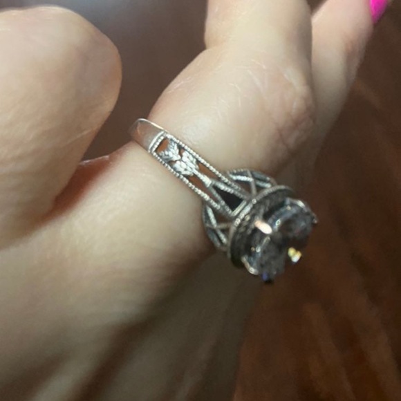 Antique reproduction ring - Picture 6 of 12